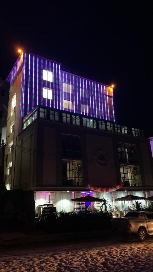 Roseau Hotel And Spa Gonder Zewnętrze zdjęcie